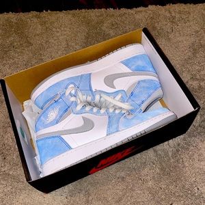 Air Jordan Hyper Royal SZ6Y Like New